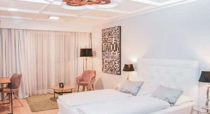 Q Hotel Maria Theresia, Kitzbuhel ski chalet, image 6